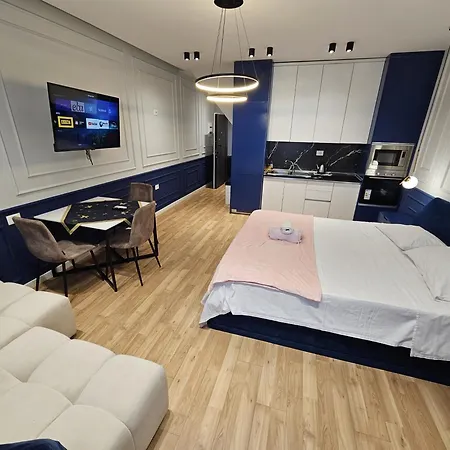 Apartment Square 21 Stylish *